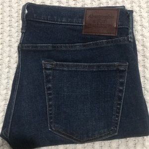Abercrombie and Finch Jeans. Rustin Athletic Skinny. 33x32. Blue. Stretch. Tags